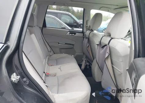 2012 Subaru Forester 2.5X Premium z USA, uszkodzony, nr VIN JF2SHADCXCH439614